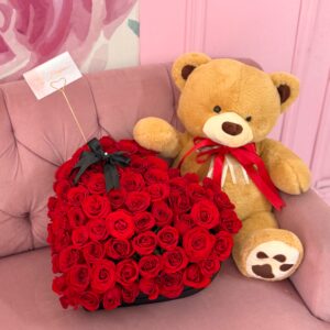 corazon de rosas y peluche