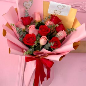 rosas hermosas y rojas